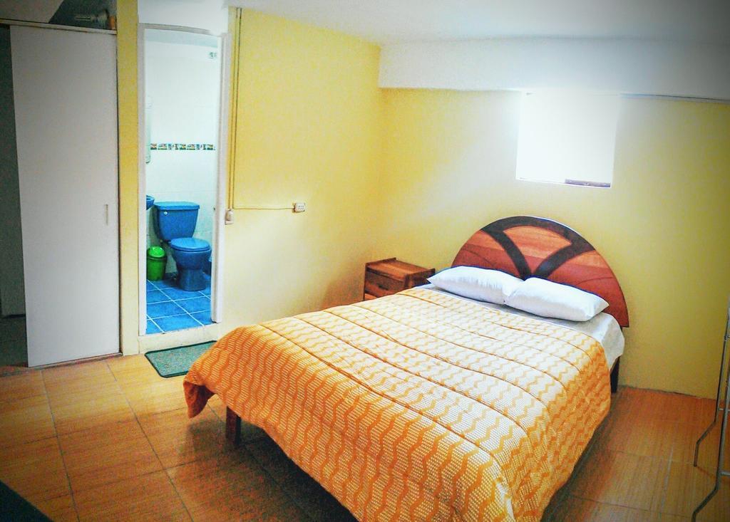 The Grasshopper Hostel Cusco Room photo